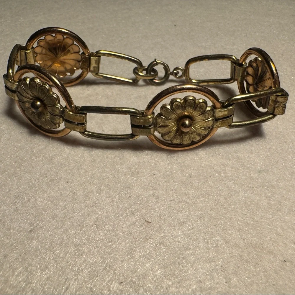 Vintage 1940s Two-Tone Gold Floral Bracelet